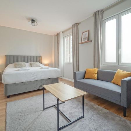 Trianon Saint Ouen Hotel Buitenkant foto