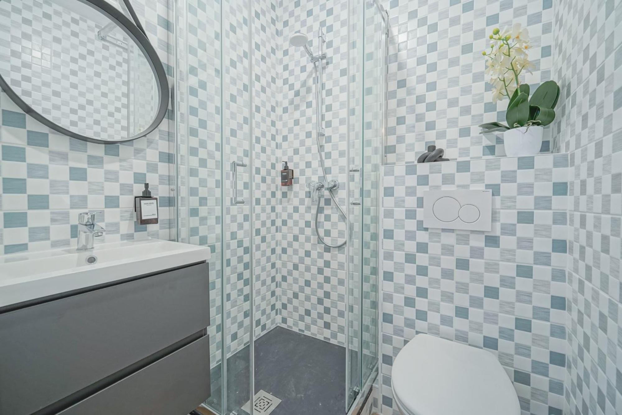 Trianon Saint Ouen Hotel Buitenkant foto