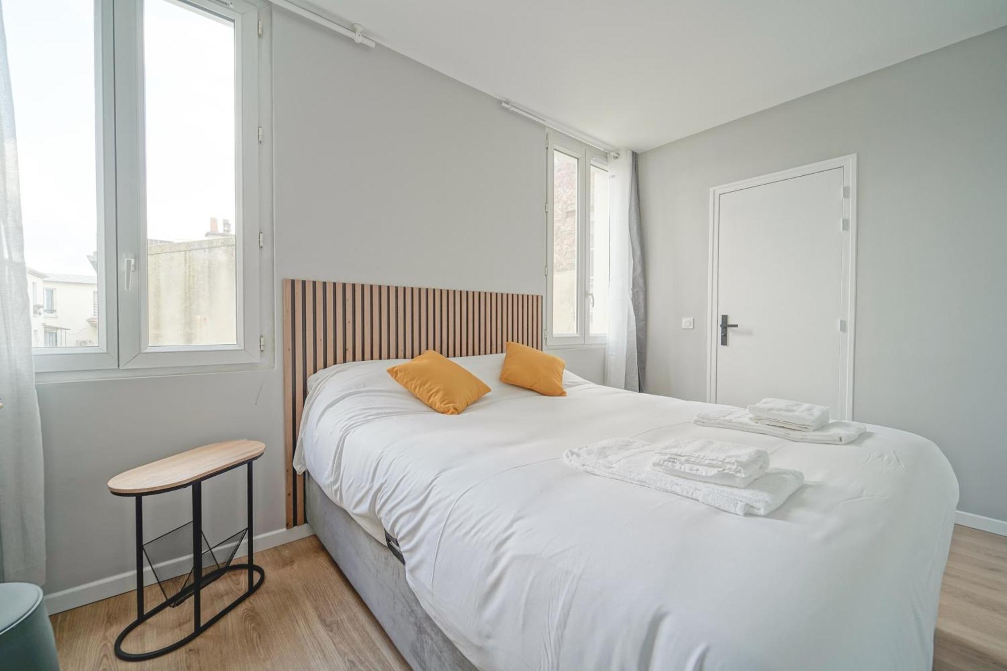 Trianon Saint Ouen Hotel Buitenkant foto